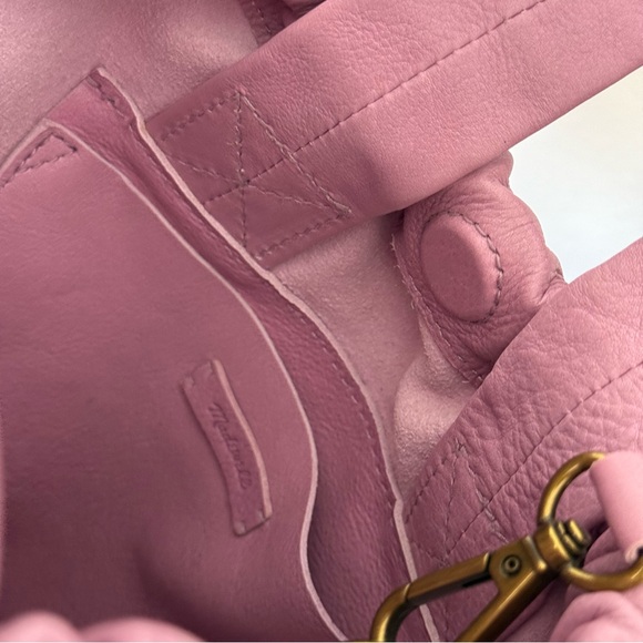 Madewell The Piazza Leather Clinched Crossbody Bag in Vibrant Lilac - Picture 7 of 13